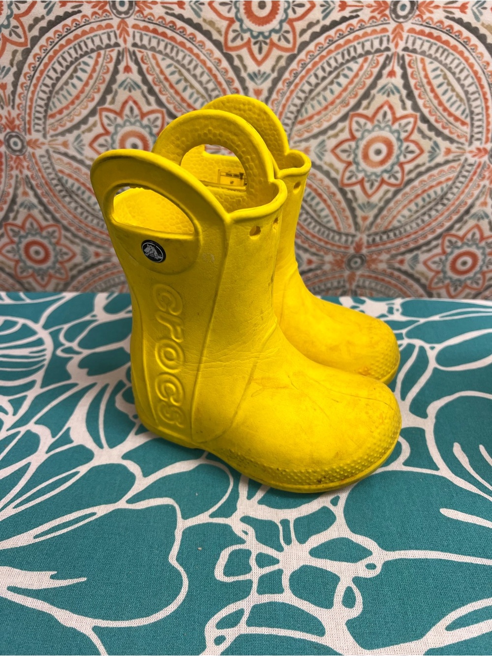 Yellow Croc Rain Boots Size toddler 7